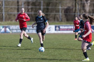 Bild 371 - wBJ VfL Pinneberg - Waldd�rfer SV : Ergebnis: 5:0